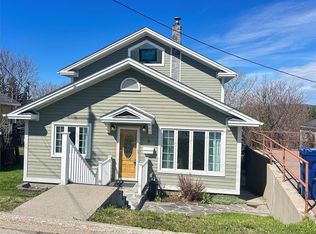 6 Woodcrest Ave, Corner Brook, NL A2H6B9