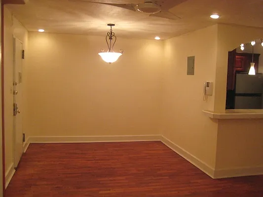 Rented by Kian Realty | media 19