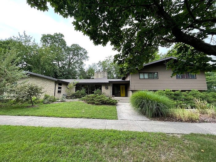 1st image of 460 Sligh Blvd NE