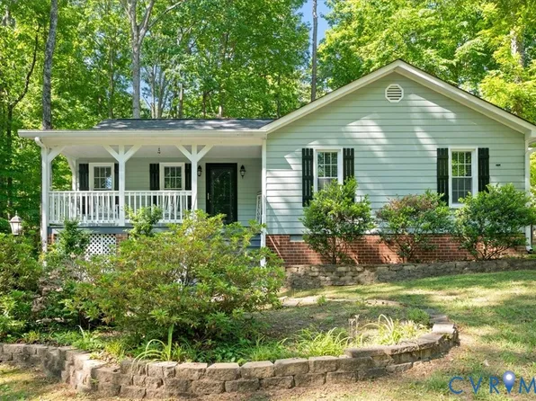 7161 Velvet Antler Dr, Midlothian, VA 23112