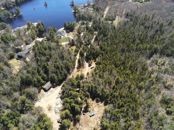 197 Lakeshore Dr, Ashburnham, MA 01430