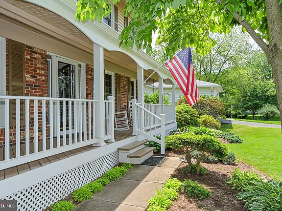 5th image of 3209 Allness Ln