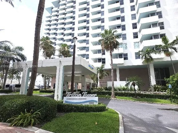 2899 Collins Ave APT 940, Miami Beach, FL 33140