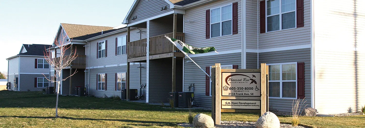 Pheasant Run Apartments — Photo 1
