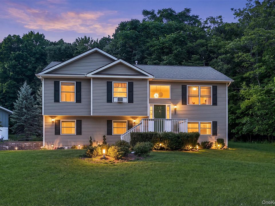 1st image of 18 Hickory Place