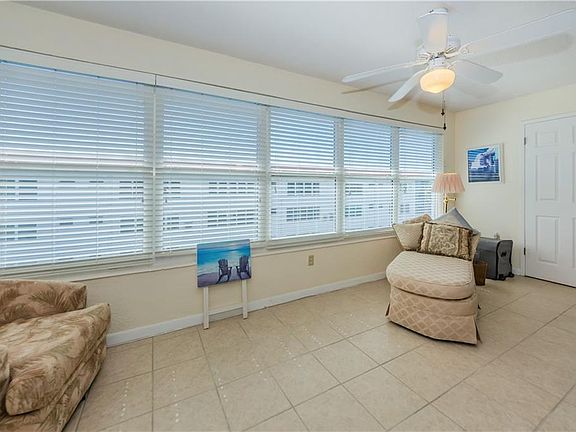 5th image of 3018 59th St S APT 410