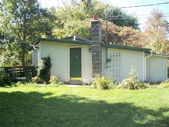 2nd image of 24 Camellia Ln