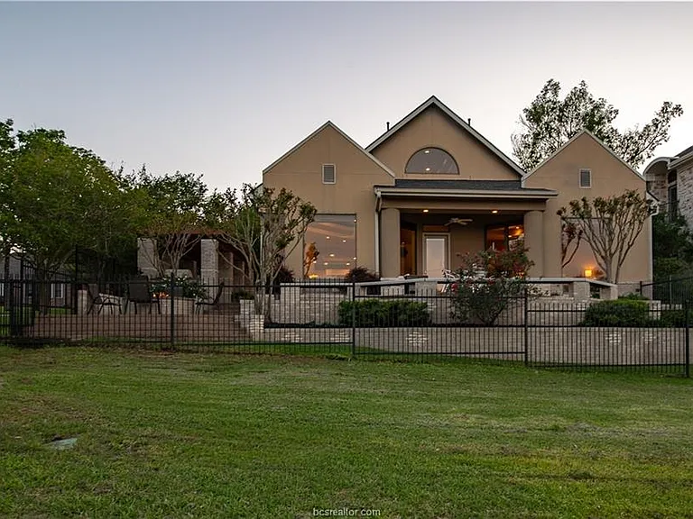 4776 Stonebriar Cir — Photo 28