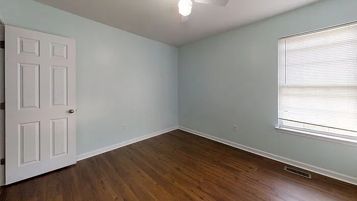 12299 Eastern Ave — Photo 5