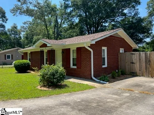 86 Preston St, Easley, SC 29640