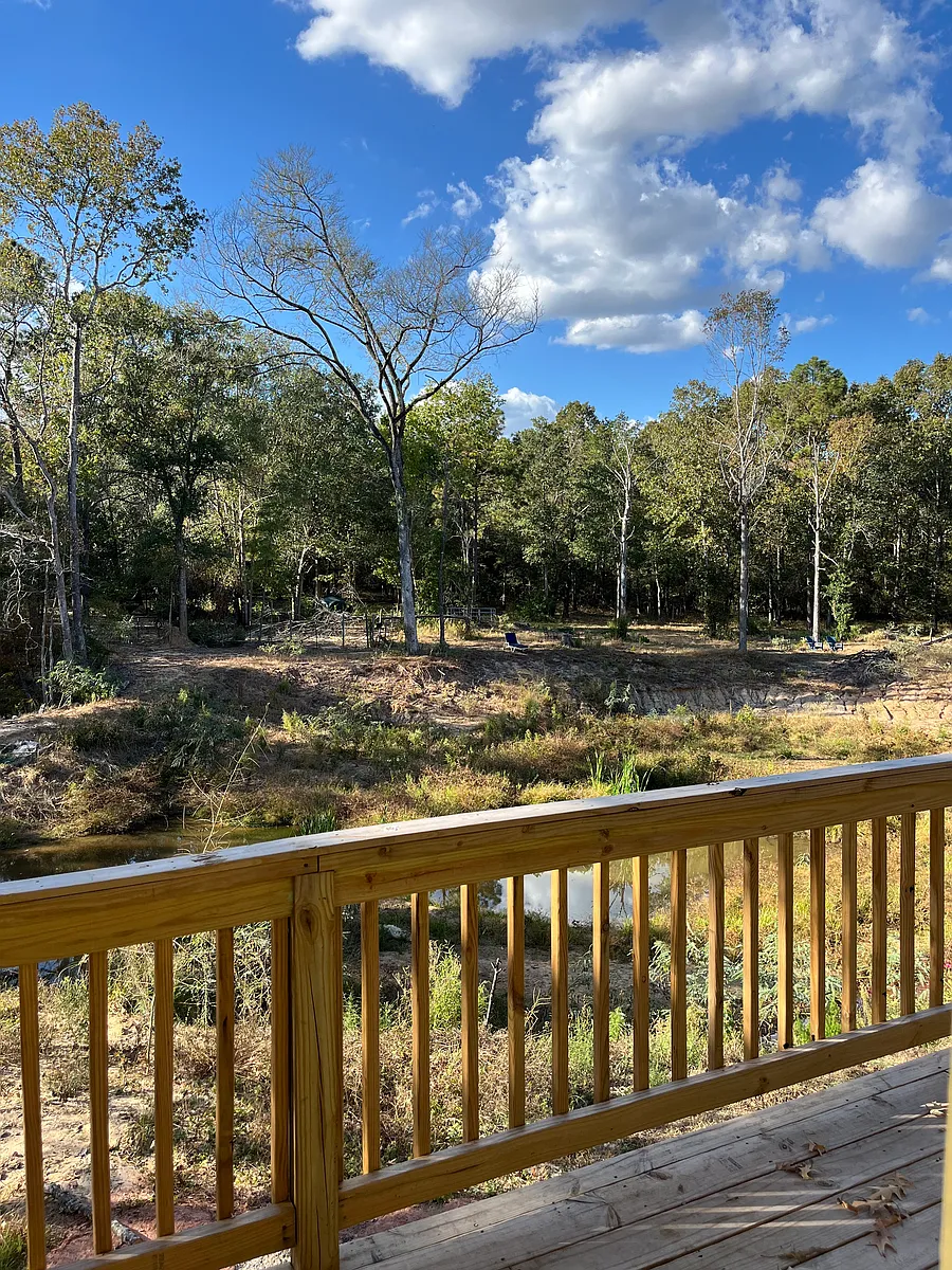 Building Photo - 7274 Forest Hills Dr