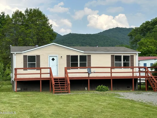 205 S 9th St, Middlesboro, KY 40965