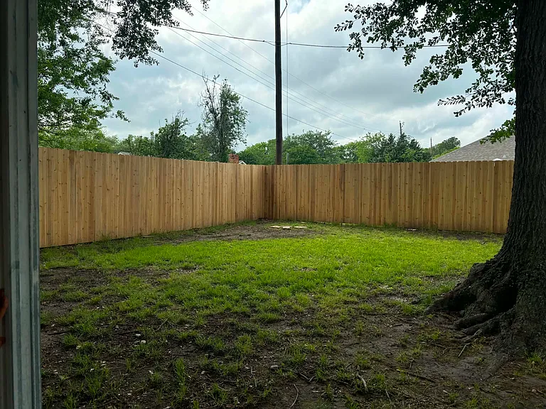 404 Carroll Ave — Photo 8