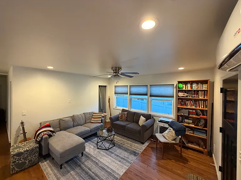 4272 Harbinson Ave — Photo 6