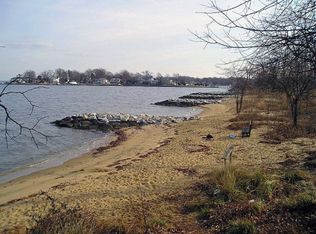 2700 Ogleton Rd, Annapolis, MD 21403