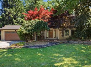 28143 W Twelve Mile Rd, Farmington Hills, MI 48334