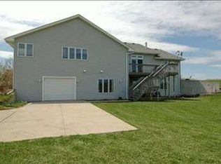 1112 S R St, Indianola, IA 50125