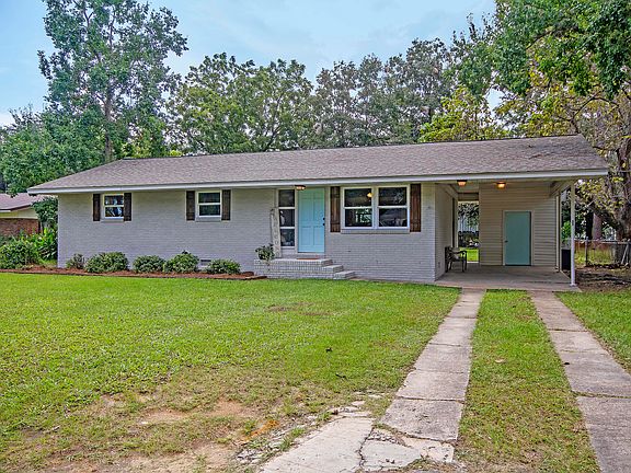 3rd image of 118 Owens Cir