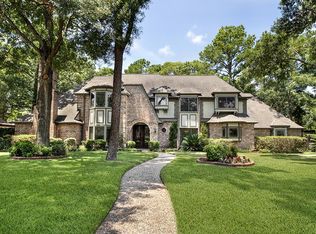 823 Creek Wood Way, Houston, TX 77024