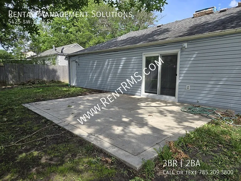 5425 SW 13th St — Photo 25