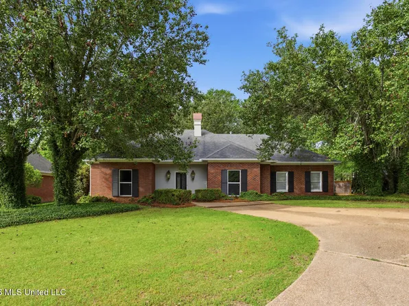 103 Hawthorne Rdg, Ridgeland, MS 39157