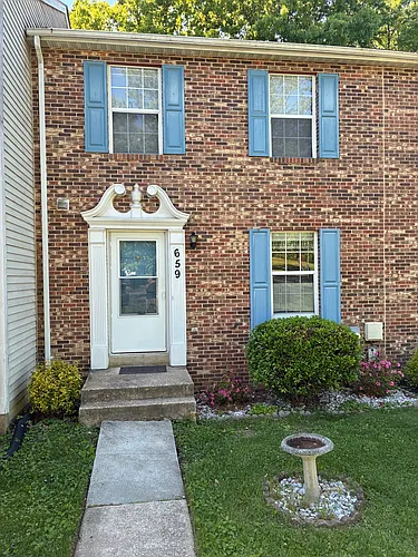 659 Realm Ct W Photo 1