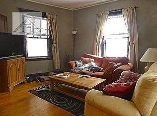 174 Winthrop Rd #2 — Photo 2