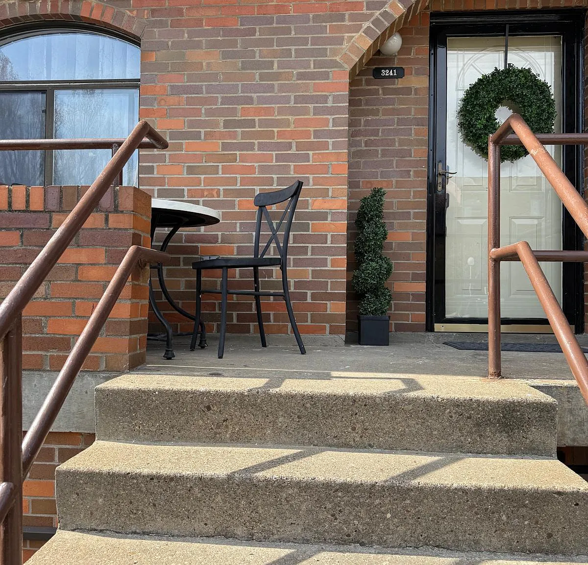 3 bed, 1248 sqft, $3,250 — Photo 2