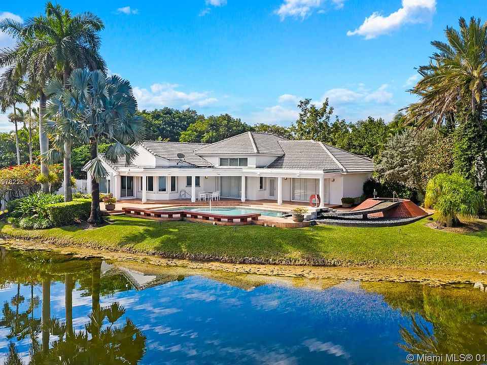 1st image of 9454 NW 52 Doral Ln