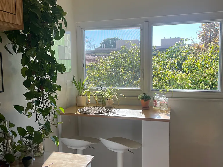 1479 N Havenhurst Dr #2 — Photo 68