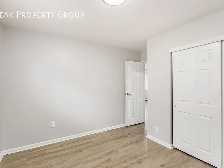 639 Riverview Dr #3 — Photo 15