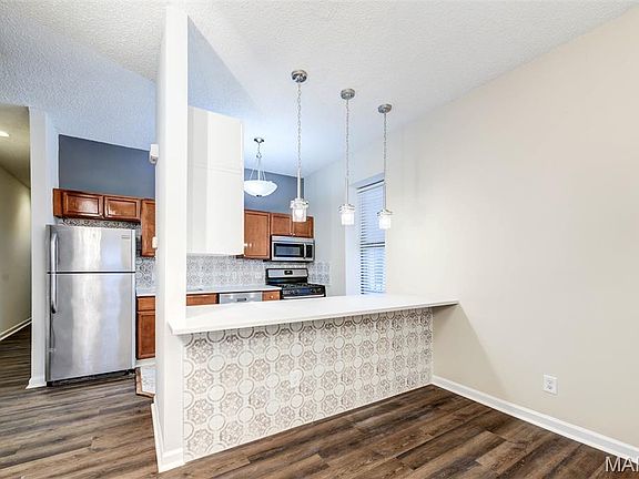 5th image of 4337 Swan Ave