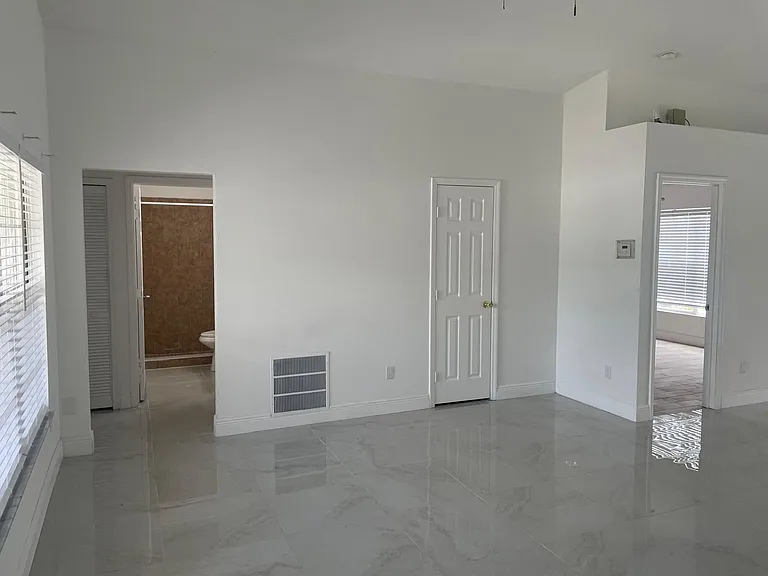 3405 Burlington Dr — Photo 12
