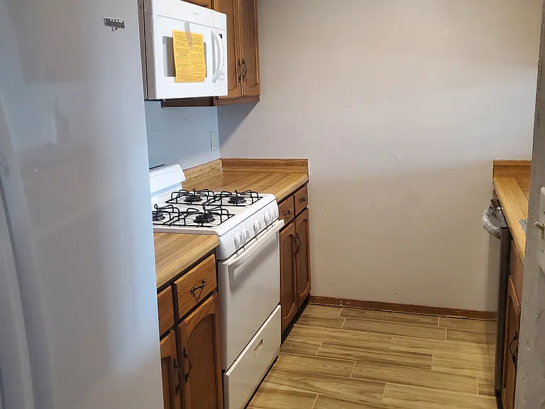 14207 S Hickory Pl E — Photo 6