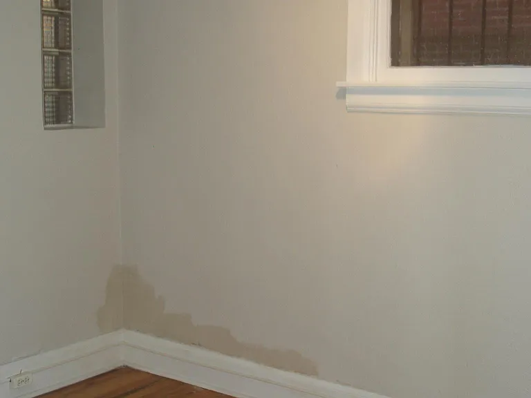 3226 Bryant St — Photo 23