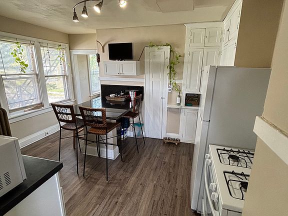 5th image of 6405 W Fairview Ave #6405
