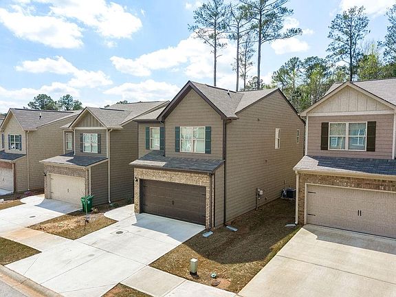 3rd image of 3087 Bonnes Dr