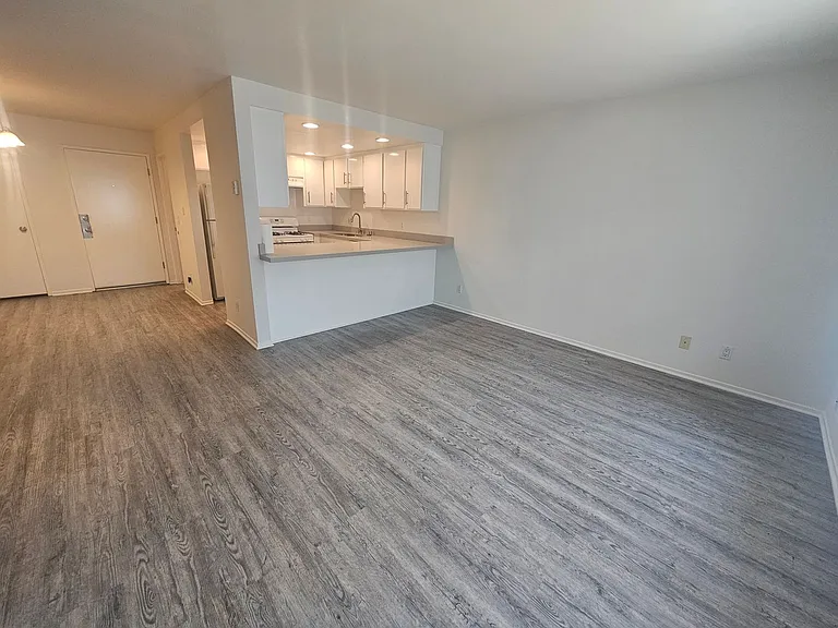 1311 Manhattan Beach Blvd #3 — Photo 14