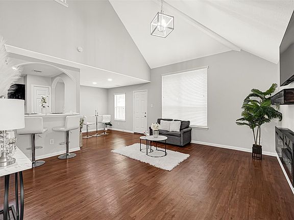 4th image of 15415 Bammel Fields Ct