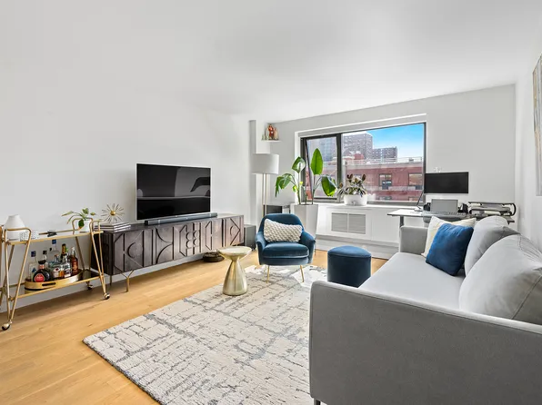 1330 Fifth Avenue image 1 of 10
