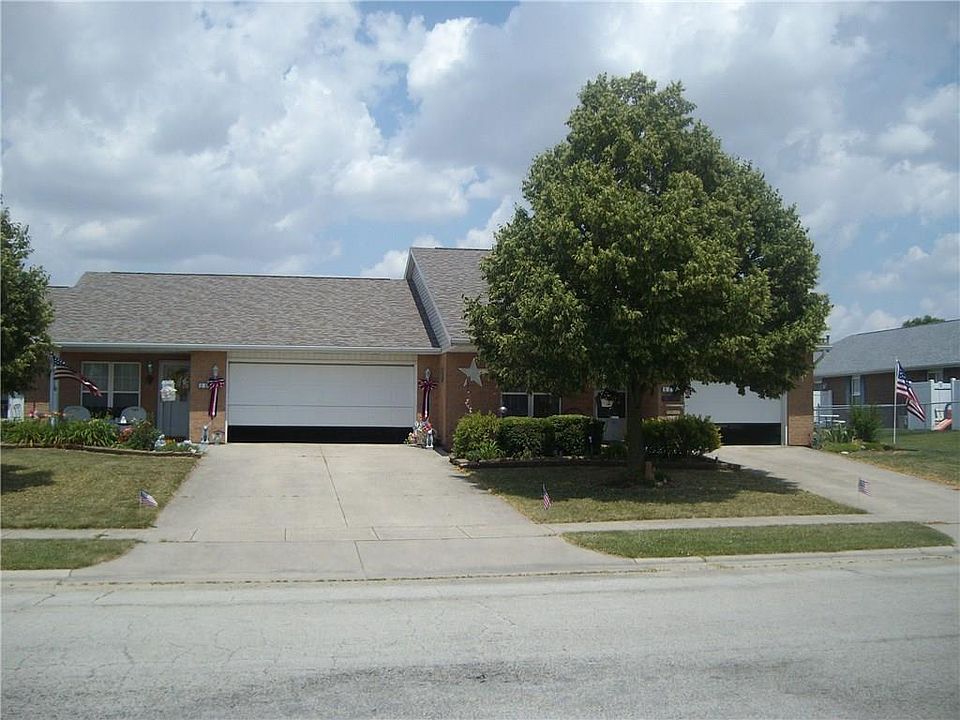 2nd image of 1141/1143 Kensington Ln