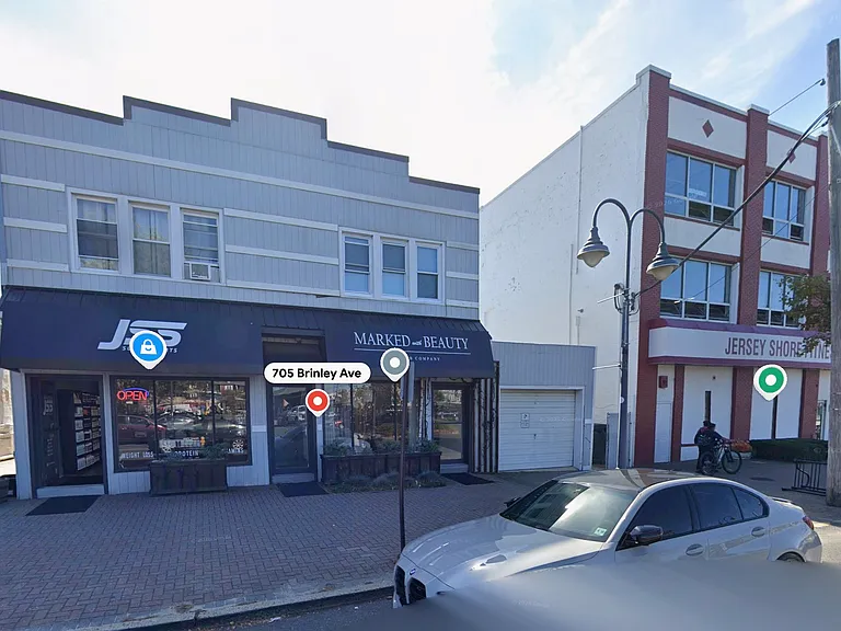 705 Brinley Ave #2 — Photo 3