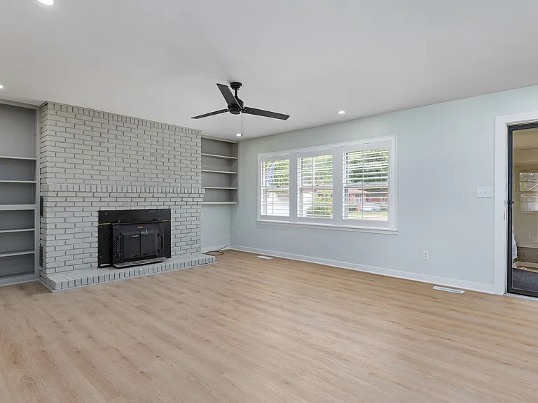 417 Edison Ave — Photo 13