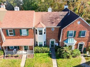 705 Creekside Cres, Chesapeake, VA 23320