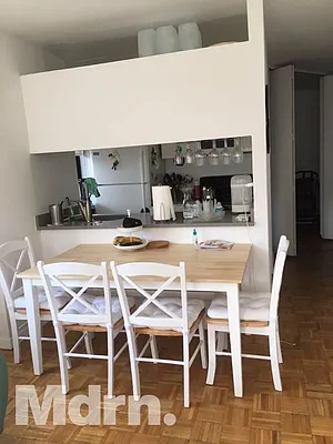 Rented by Mdrn Residential | media 22