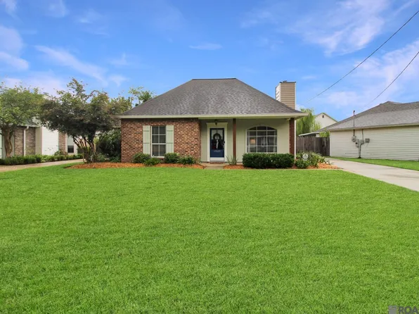 17223 N Lake Dr, Prairieville, LA 70769