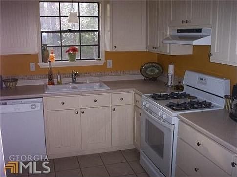 5th image of 8135 Sunnydale Ln #1