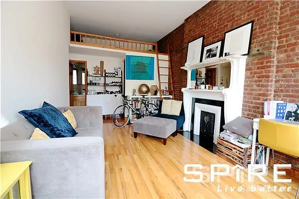 Rented by Spire Group | media 22