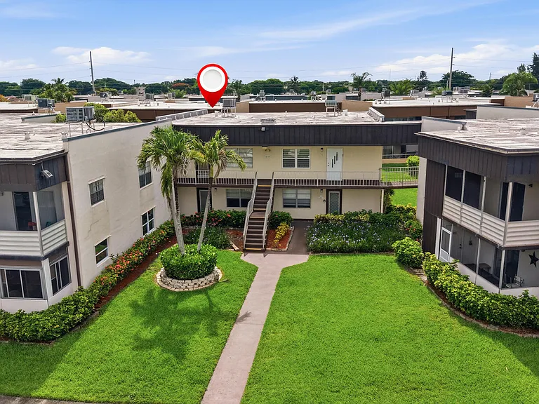 441 Burgundy Ave #441-J — Photo 33