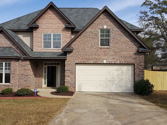 3rd image of 22 Peacock Dr